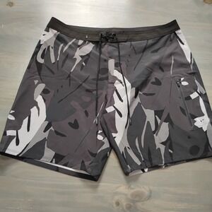 Vuori Cruise Boardshort Shorts Mens 34 Shades Of Gray Palm Fronds Swim Trunks